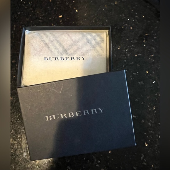 Burberry card case - Picture 12 of 12
